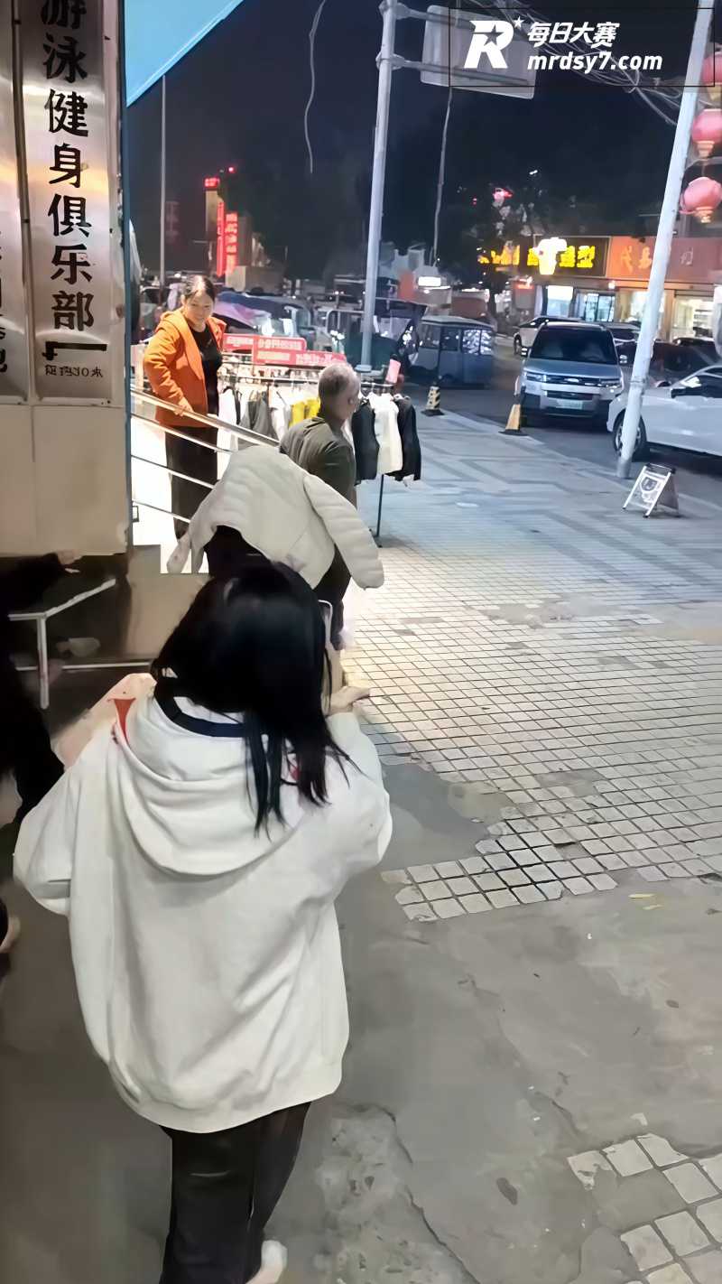 南阳油田出轨抓奸现场相关图片1